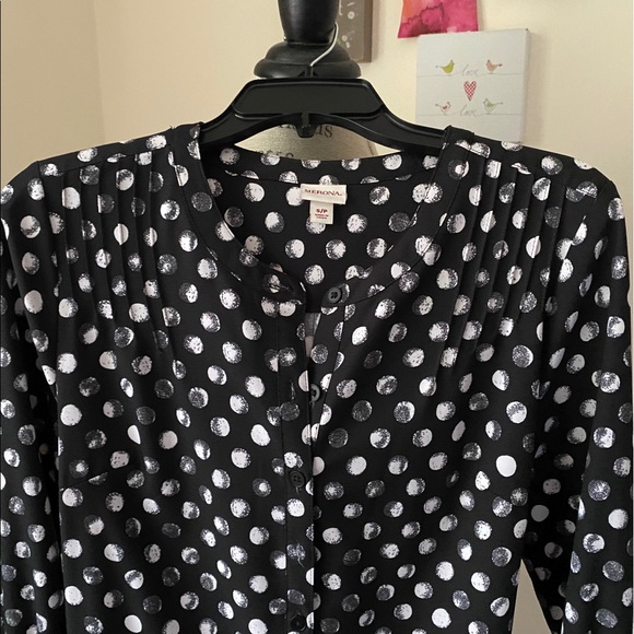 Dress - Picture 2 of 3